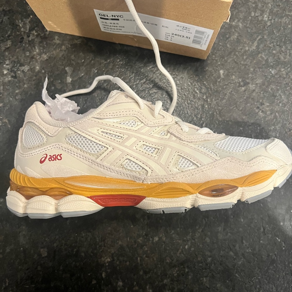 New ASICS Gel NYC